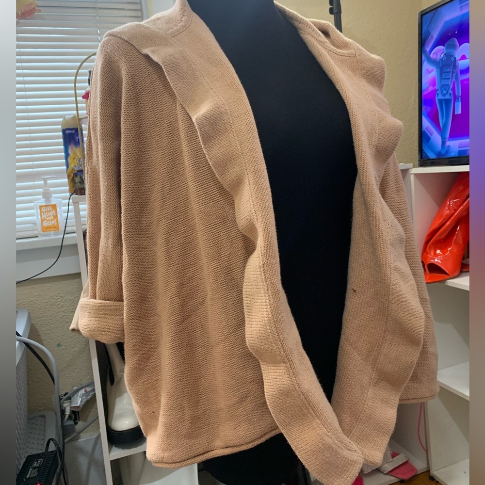 Neutral Edge Stitched Cardigan (M)